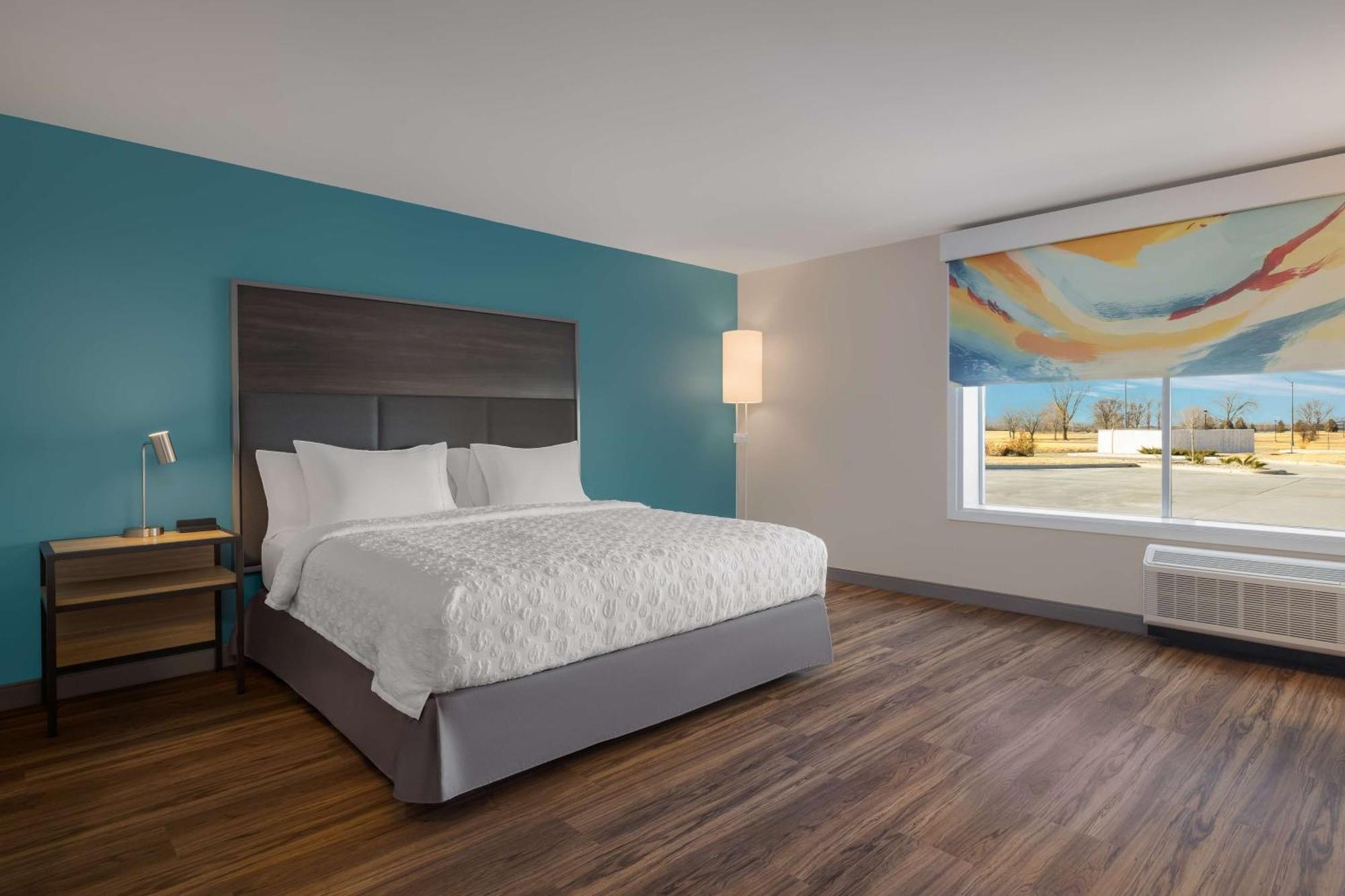Tru By Hilton Oshkosh Hotel Exterior photo